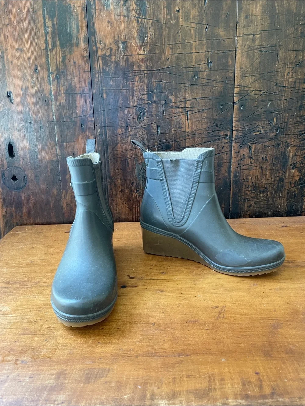 Tretorn Plask Mid Gray Wedge Rain Boots Size 7.5